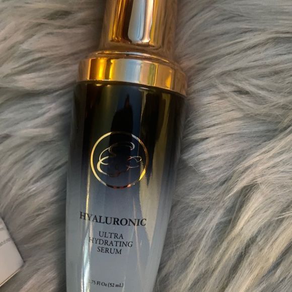 BUNDLE OF FACIAL SERUM - Picture 3 of 7